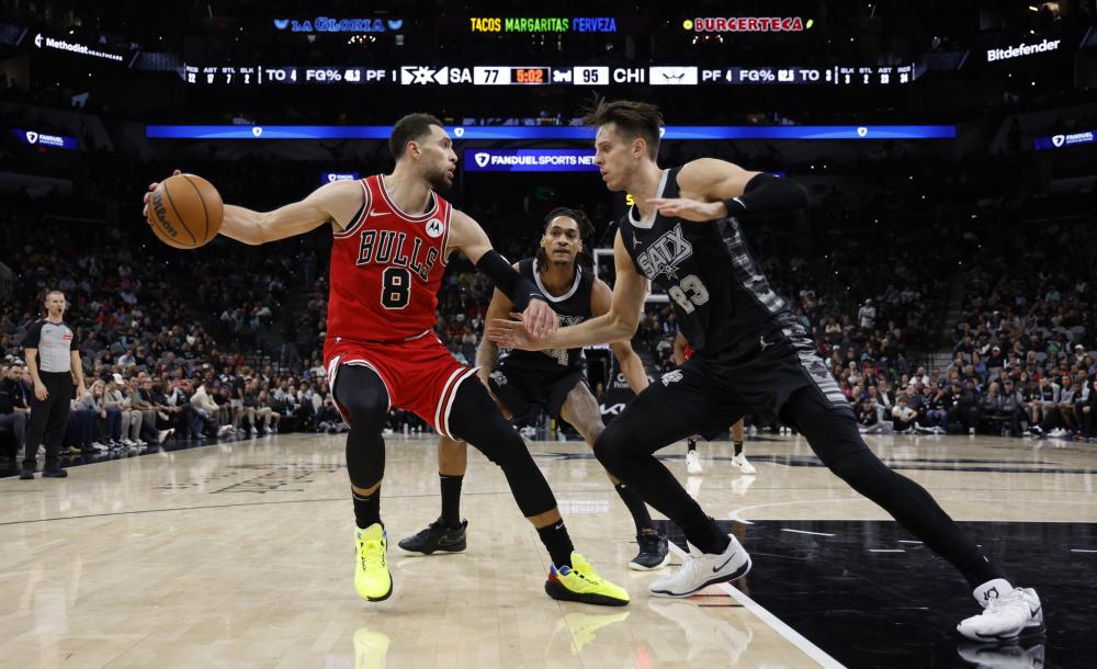 并且在助攻 并且在助攻